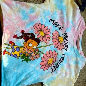 Selling this crop top for teens/kids. Let me know if you're interested